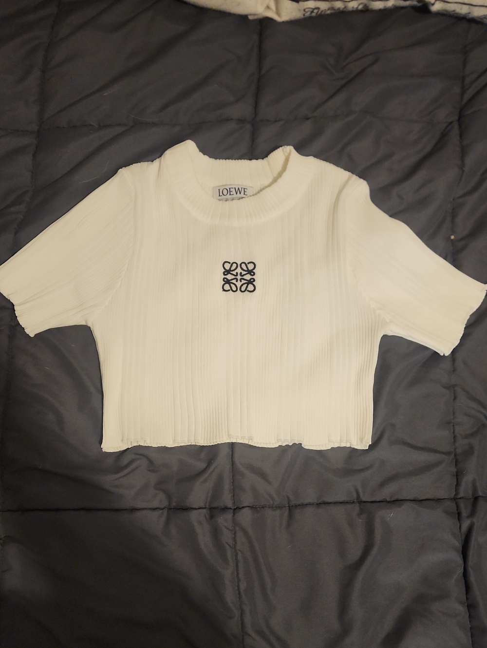 Loewe Cream Ribbed Cropped Knitted Tee Size XS - So Cute! 👕